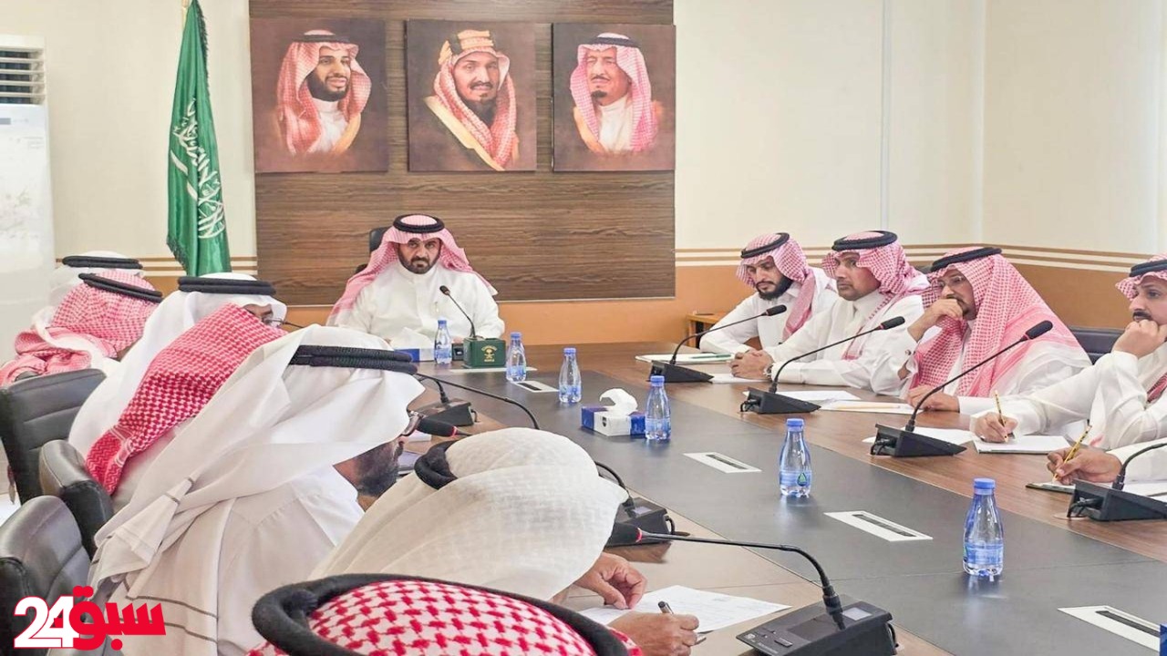 محافظ محايل يرسم خارطة طريق جديدة للجمعيات الخيرية لتعزيز التكامل التنموي